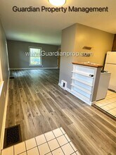857-857 24th Ave SE in Minneapolis, MN - Building Photo - Building Photo