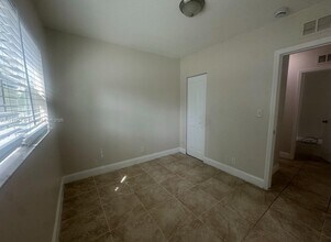 2511 NW 9th St in Fort Lauderdale, FL - Building Photo - Building Photo