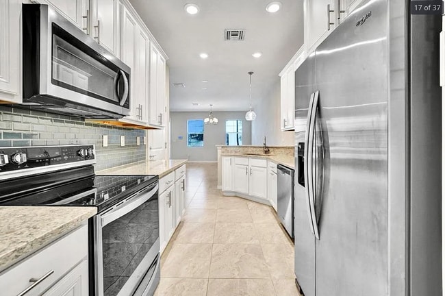 4810 Eucalyptus Dr, Unit 2 in Hollywood, FL - Foto de edificio - Building Photo