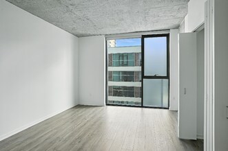 1372 S Wabash Ave in Chicago, IL - Building Photo - Building Photo