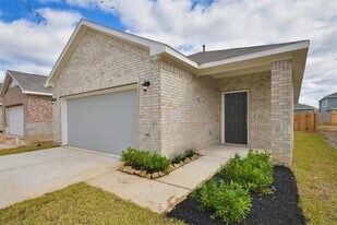 24730 Winema Wds Ln in Huffman, TX - Building Photo