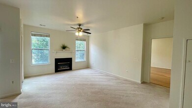 4191 Lochleven Tr in Fairfax, VA - Building Photo - Building Photo
