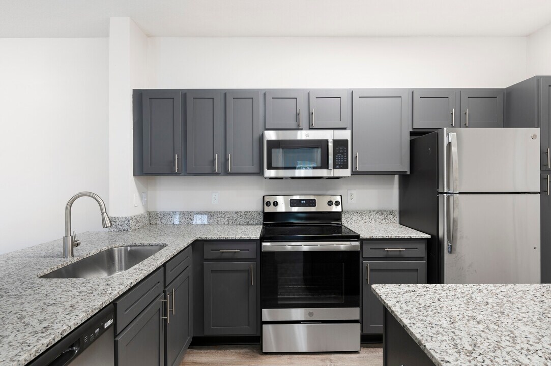 Almaville Apartment Homes in Smyrna, TN - Building Photo