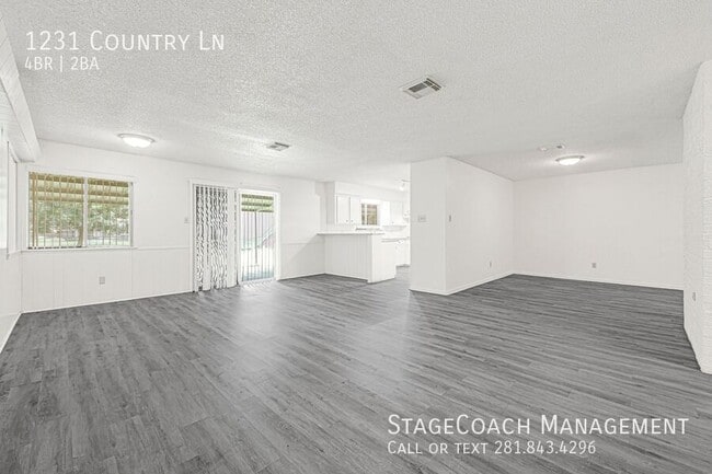 1231 Country Ln in Conroe, TX - Building Photo - Building Photo