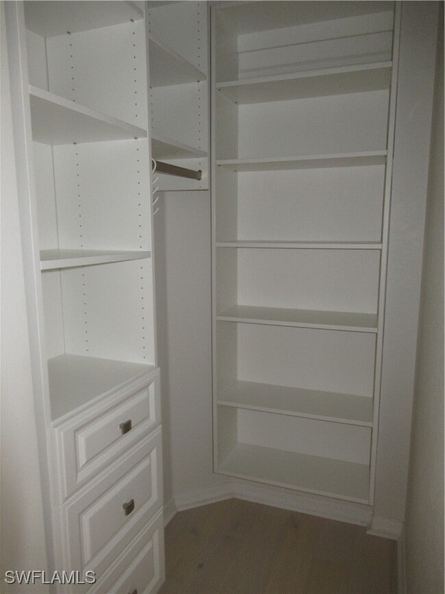 8561 Evernia Ct in Bonita Springs, FL - Building Photo - Building Photo