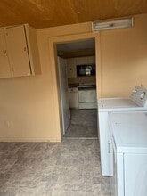 617 NW 6th St in Abilene, KS - Building Photo - Building Photo