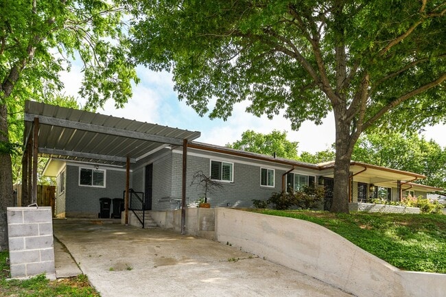 4406 Granbury Rd in Fort Worth, TX - Building Photo - Building Photo