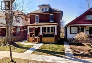 1585 Church St in Windsor, ON - Building Photo