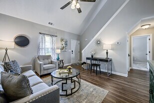 29 Middleton Ct in Cartersville, GA - Building Photo