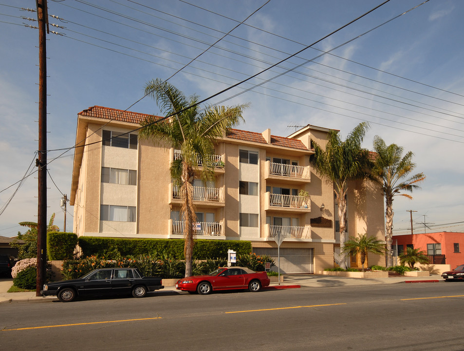 1311 S Grand Ave in San Pedro, CA - Building Photo