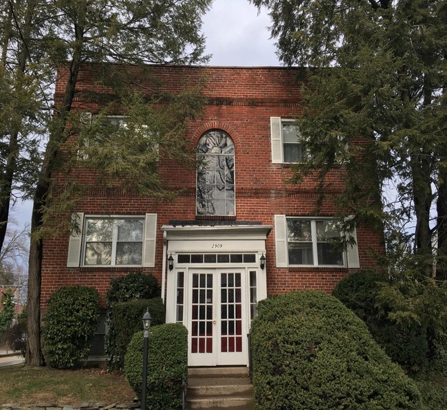 2909 Garrett Rd in Drexel Hill, PA - Building Photo - Building Photo