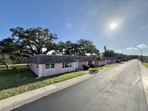 7075 Lafayette in Pinellas Park, FL - Building Photo - Building Photo