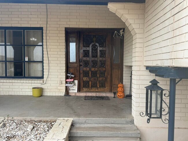 6417 Pino Real Dr in El Paso, TX - Building Photo - Building Photo