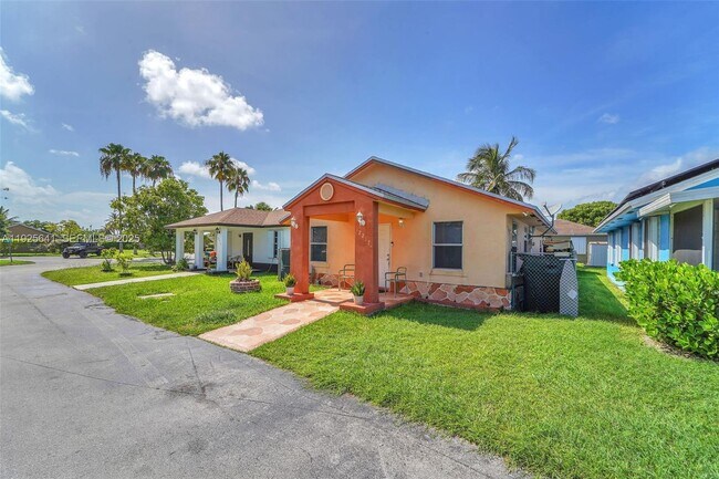 12217 SW 203rd Terrace in Miami, FL - Building Photo - Building Photo