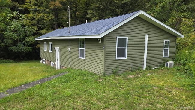 property at 41 Old Greenville Turnpike