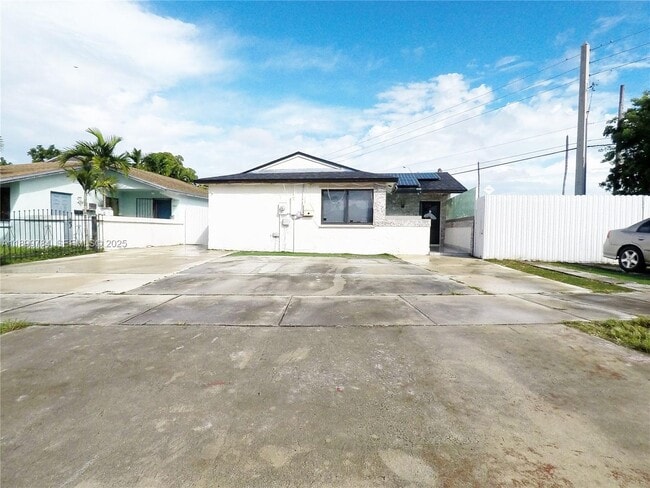 property at 19823 SW 123rd Pl