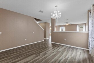 5621 Abby Ann Ln in Austin, TX - Building Photo - Building Photo