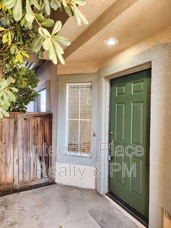29968 Rose Blossom Dr in Murrieta, CA - Foto de edificio - Building Photo