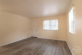 1204 E Anderson St in Savannah, GA - Building Photo - Building Photo