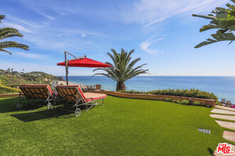 7107 Birdview Ave in Malibu, CA - Building Photo - Building Photo