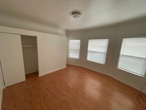 605 Madison St, Unit 162 in Oakland, CA - Foto de edificio - Building Photo