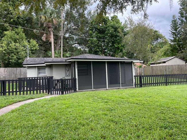 215 Adelaide Blvd in Altamonte Springs, FL - Building Photo - Building Photo