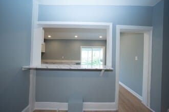 732 Buck Ln in Haverford, PA - Foto de edificio - Building Photo