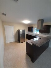 145 SW 8th Ave in Boynton Beach, FL - Building Photo - Building Photo