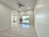 195 Lake Carnegie Ct in Laredo, TX - Building Photo - Building Photo