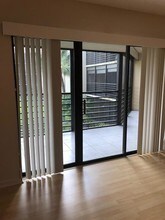 5900 Camino Del Sol-Unit -#206 in Boca Raton, FL - Foto de edificio - Building Photo