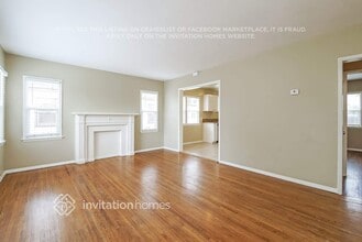 127 E 79th St in Los Angeles, CA - Building Photo - Building Photo