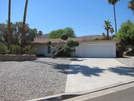 39220 Karen St in Cathedral City, CA - Building Photo