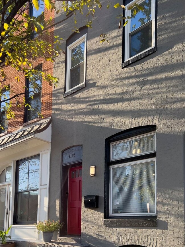 2112 Eastern Ave in Baltimore, MD - Building Photo - Building Photo