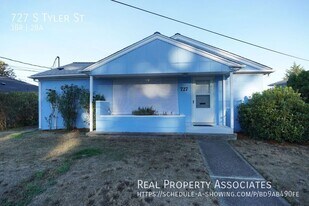 727 S Tyler St in Tacoma, WA - Building Photo