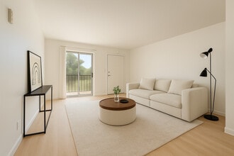 Spacious & Sunny 1, 2, and 3-bedroom Apartments in Vista, CA - Building Photo - Building Photo