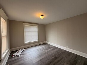 1240 N 43rd St in Milwaukee, WI - Building Photo - Building Photo