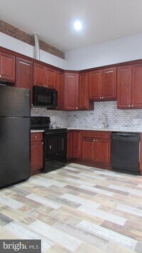 779 S 52nd St photo'