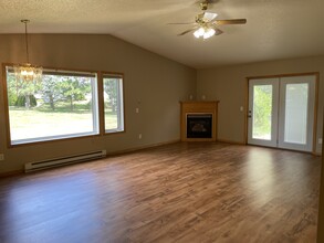 5639 165th St E in Chippewa Falls, WI - Building Photo - Building Photo