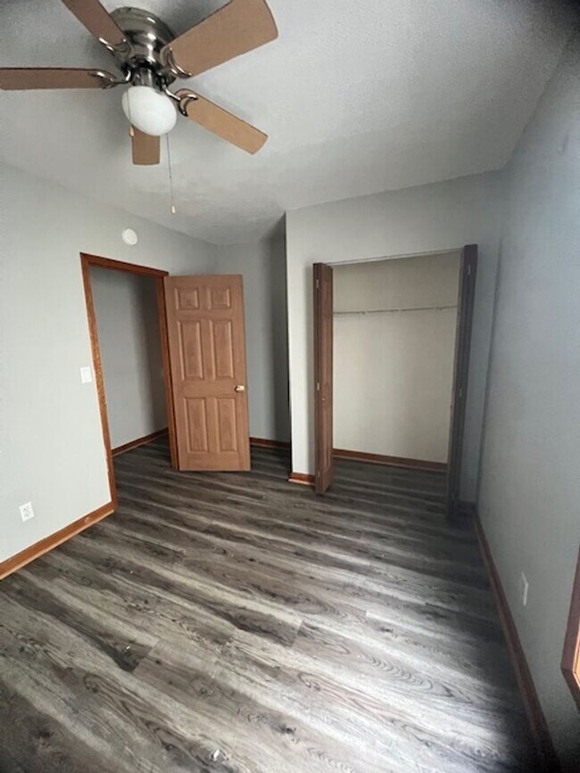 106 Parade St in Erie, PA - Building Photo - Building Photo