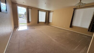 70 Entrada Cir in American Canyon, CA - Building Photo - Building Photo