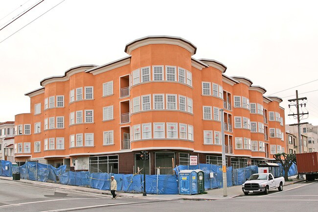 6901-6909 Geary Blvd in San Francisco, CA - Foto de edificio - Building Photo