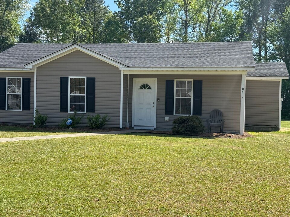 104 Ida Acres in Elizabeth City, NC - Building Photo