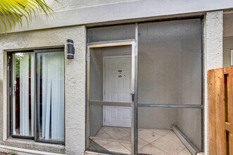 7690 Lago Del Mar Dr in Boca Raton, FL - Building Photo - Building Photo