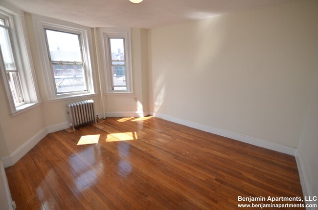 1179 Boylston St, Unit 15 in Boston, MA - Building Photo - Building Photo