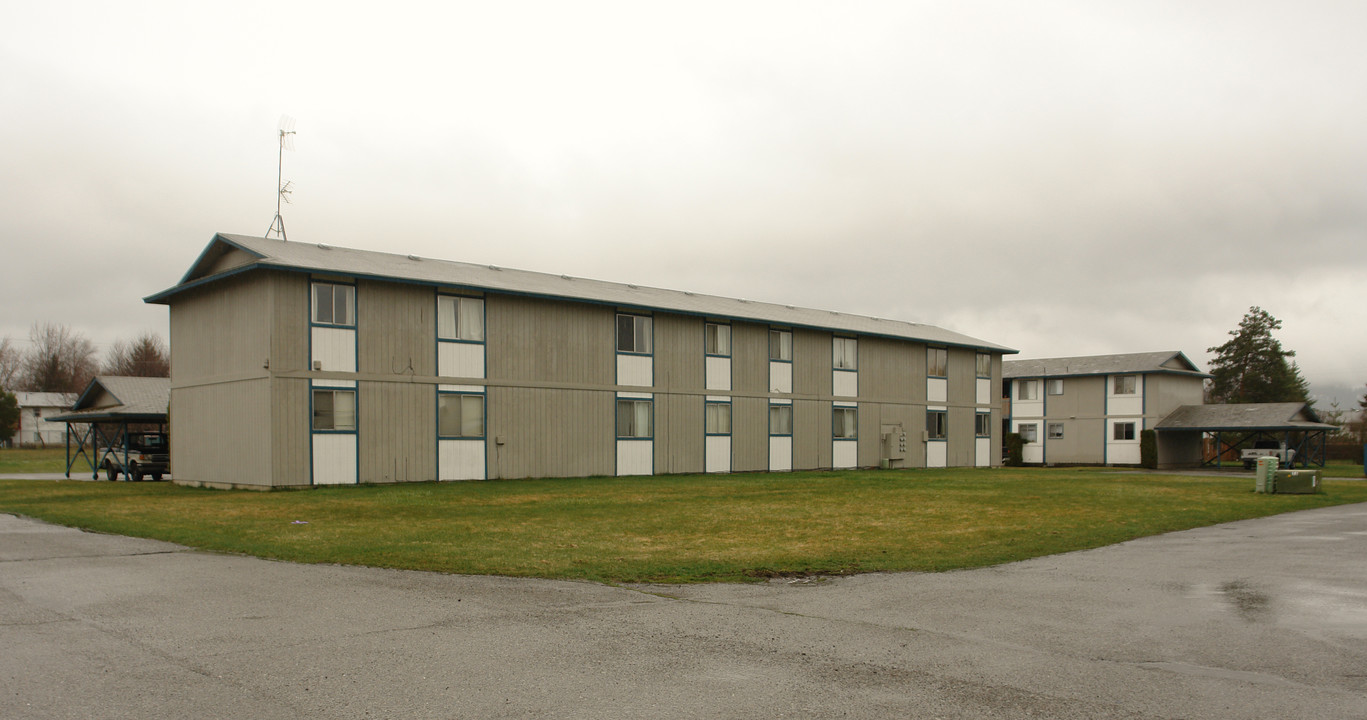 Valley View Apartments in Post Falls, ID - Building Photo