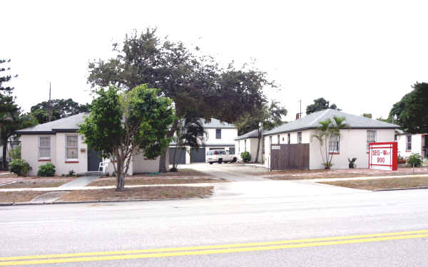 Seg-way in West Palm Beach, FL - Foto de edificio - Building Photo