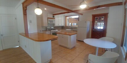 3555 Colonial Ave, Unit Colonial Ave 2026 in Los Angeles, CA - Building Photo - Building Photo