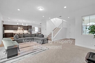 3013 Pinnacles Wy in Marina, CA - Building Photo - Building Photo