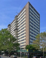 Mutual Apartments, Inc in Brooklyn, NY - Building Photo - Building Photo