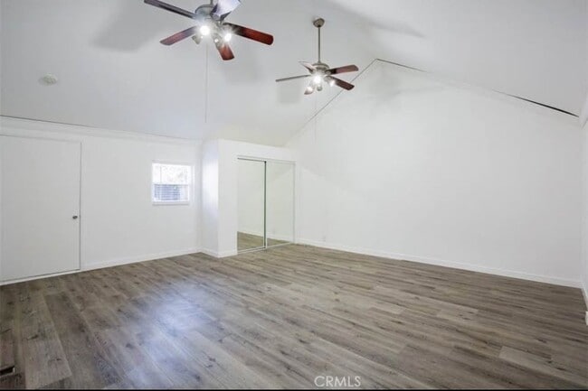 8960 Helms Pl in Los Angeles, CA - Building Photo - Building Photo